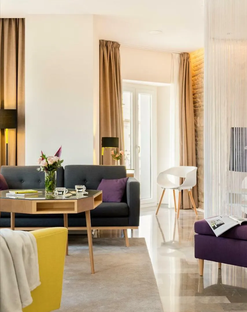 Torre Homenaje Historical Suites Sevilla 0*,  İspanya