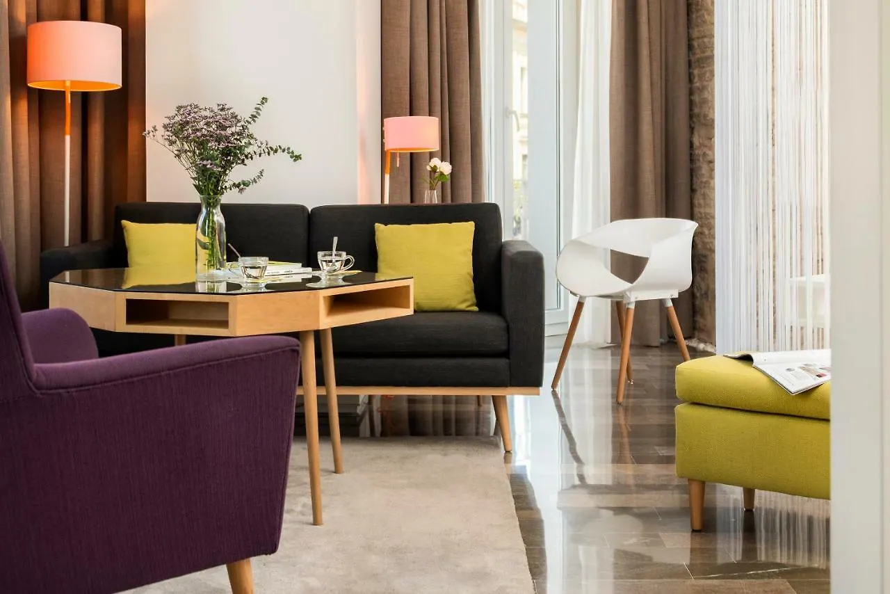 Torre Homenaje Historical Suites Sevilla 0*,