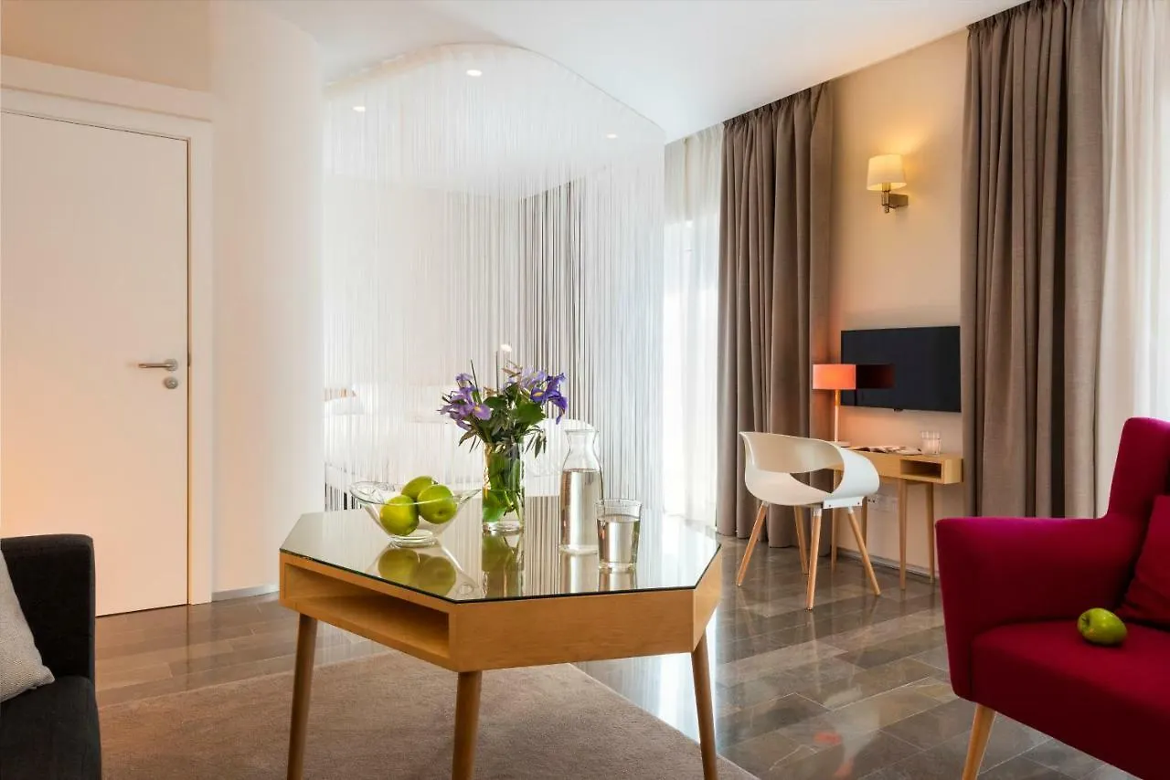 Torre Homenaje Historical Suites Sevilla 0*,  İspanya