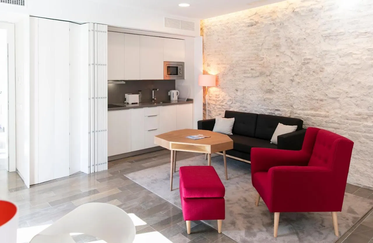Torre Homenaje Historical Suites Seville Apartment