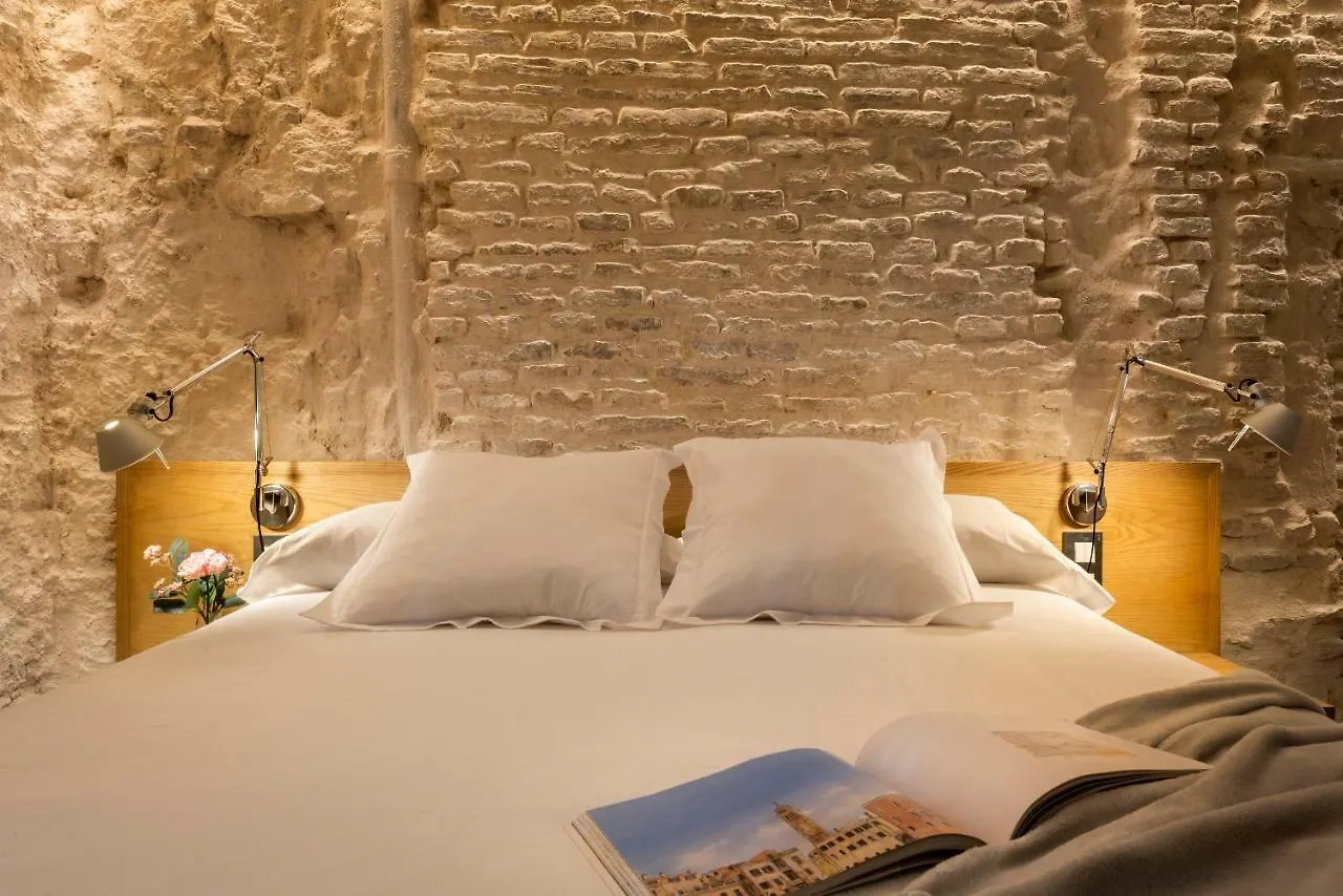 Apartment Torre Homenaje Historical Suites Seville Spain